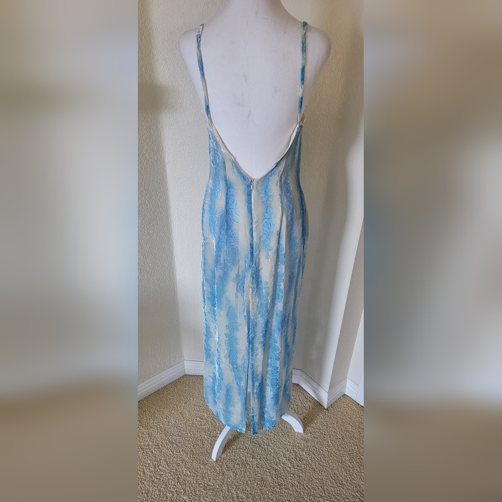 Custom-made Turquoise Velvet Dress, size Medium - Picture 6 of 6